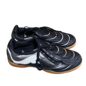 Puma Powercat 3.10 IT-M Black Soccer Sneaker Size 7 NEW